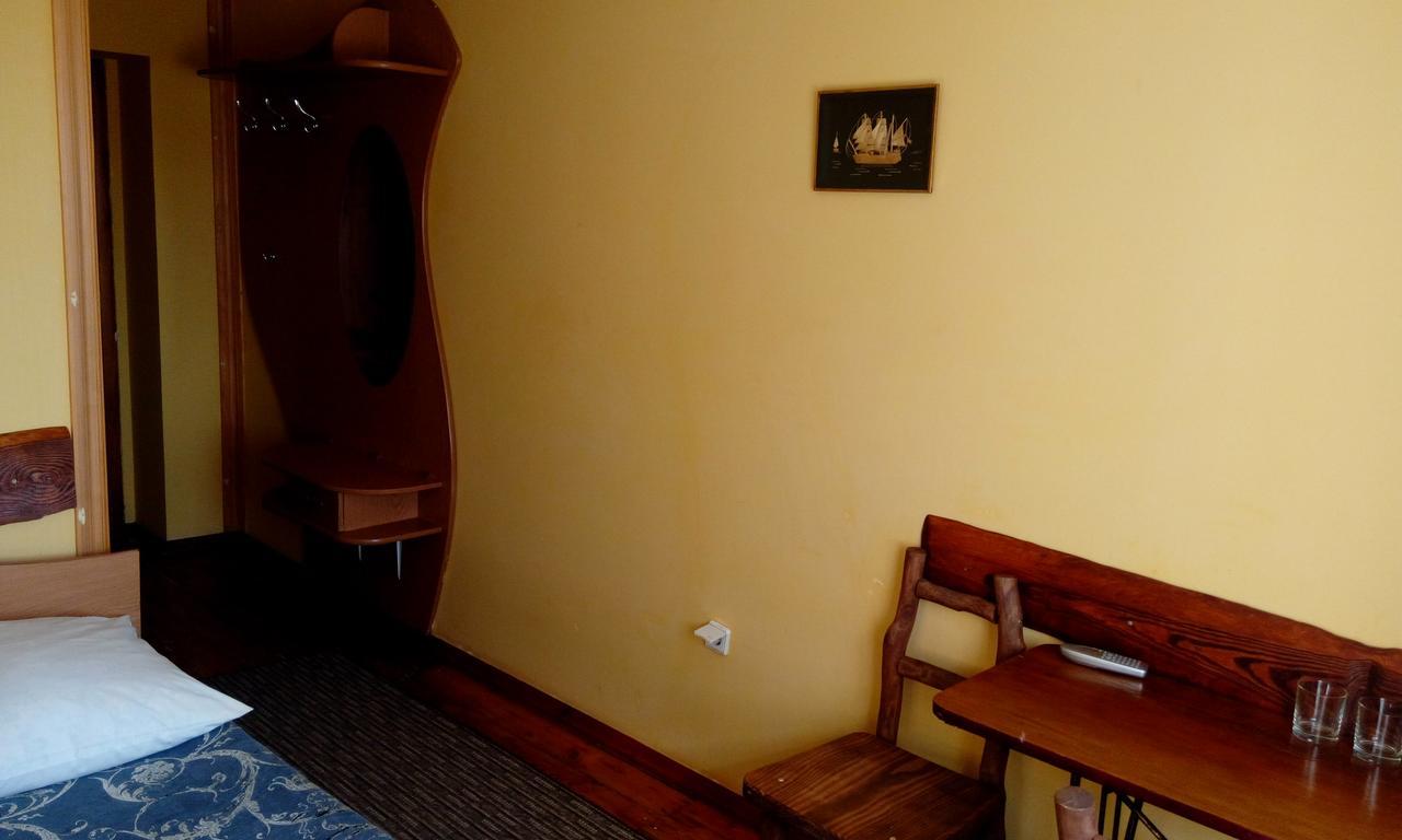 Maetok 4 Pidkovy Motel Podbereztsy Buitenkant foto