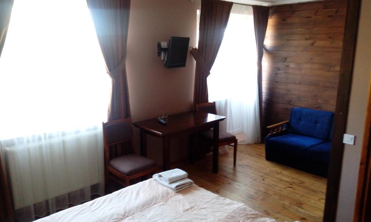 Maetok 4 Pidkovy Motel Podbereztsy Buitenkant foto
